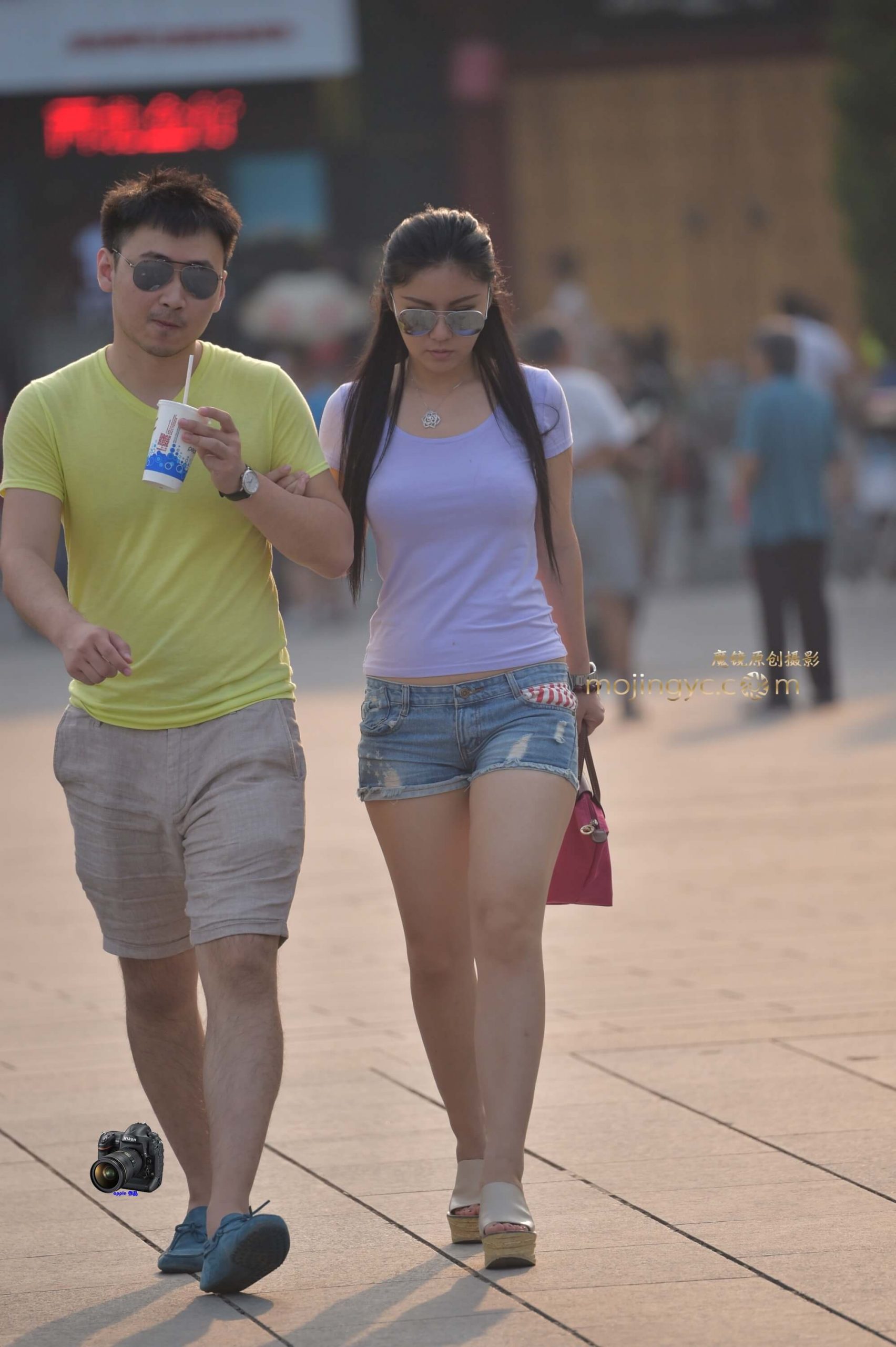 丰满大胸少妇