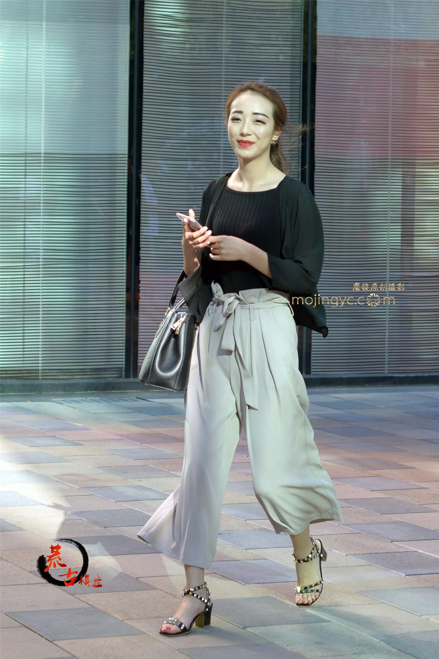 肥裤靓女