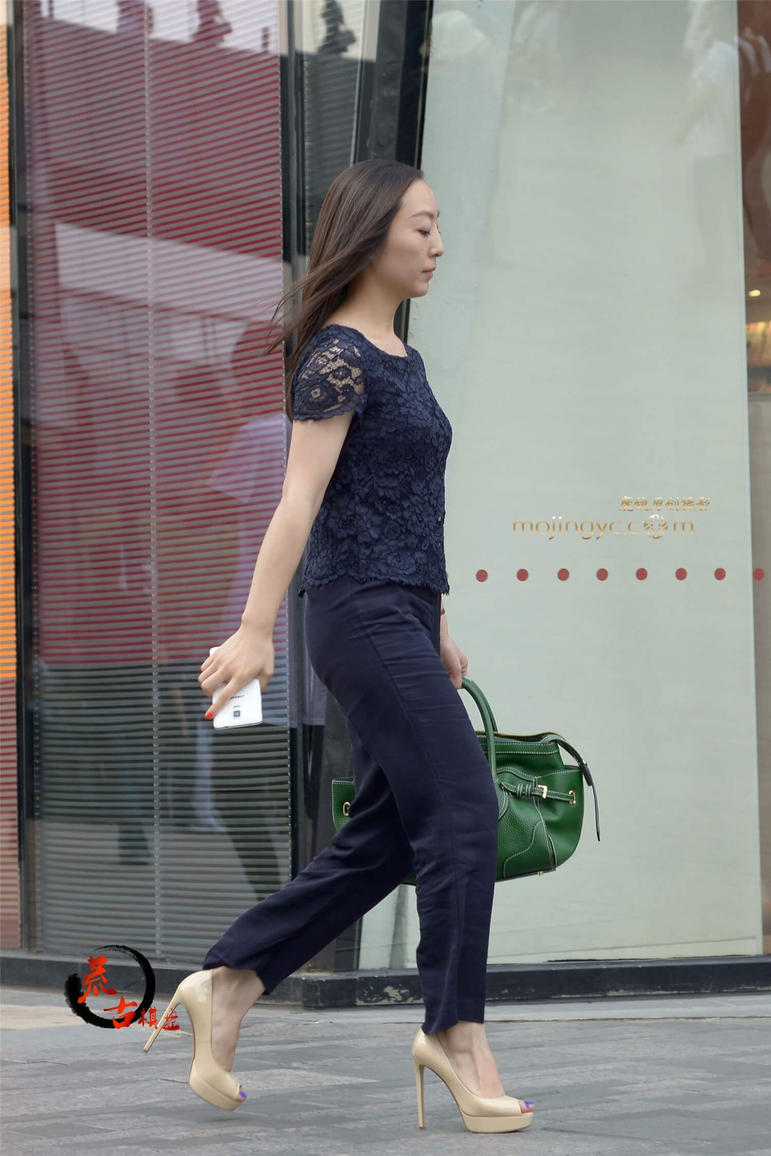 鱼嘴高跟鞋