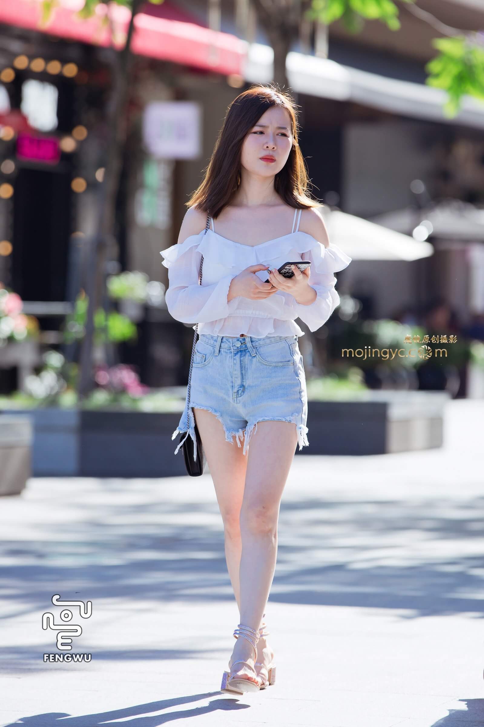 热裤，裸腿，凉高，美女