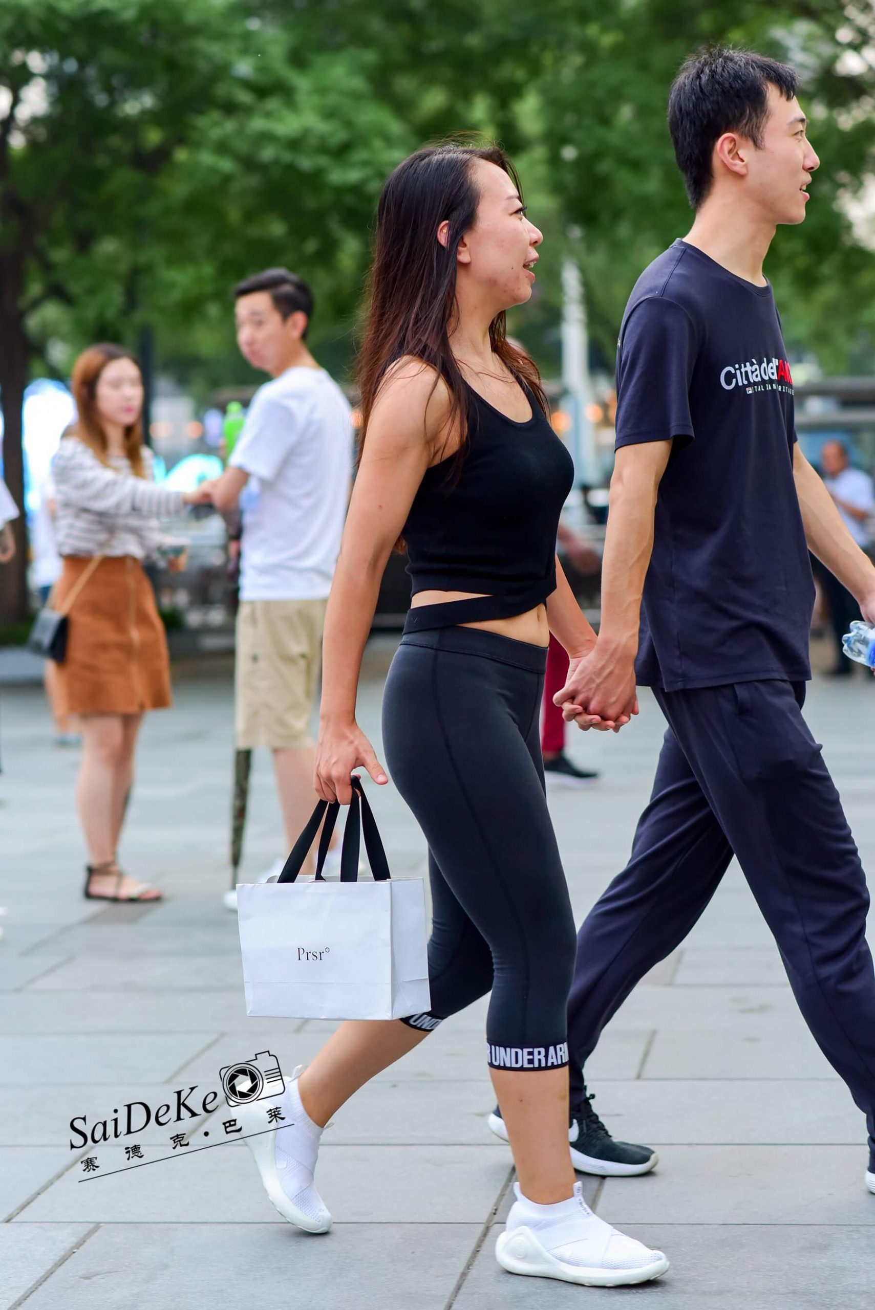 9.3 紧身瑜珈裤少妇