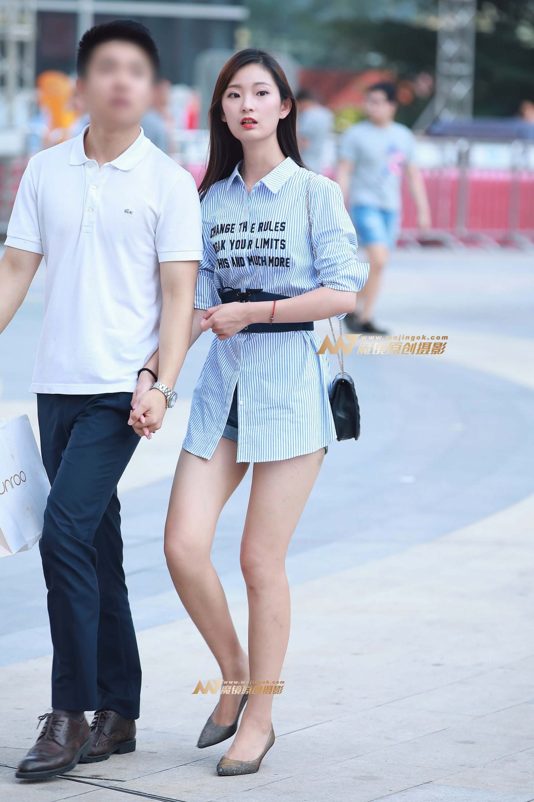 热裤，裸腿，美女