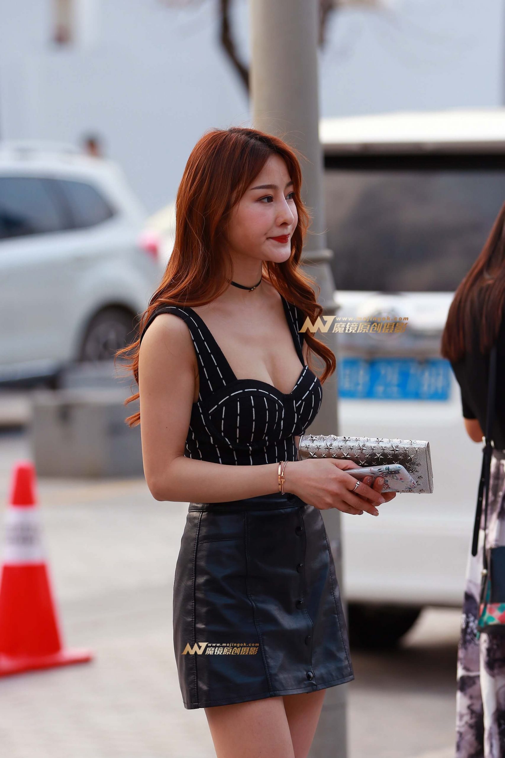 低胸 性感吊带 美腿 高跟美女