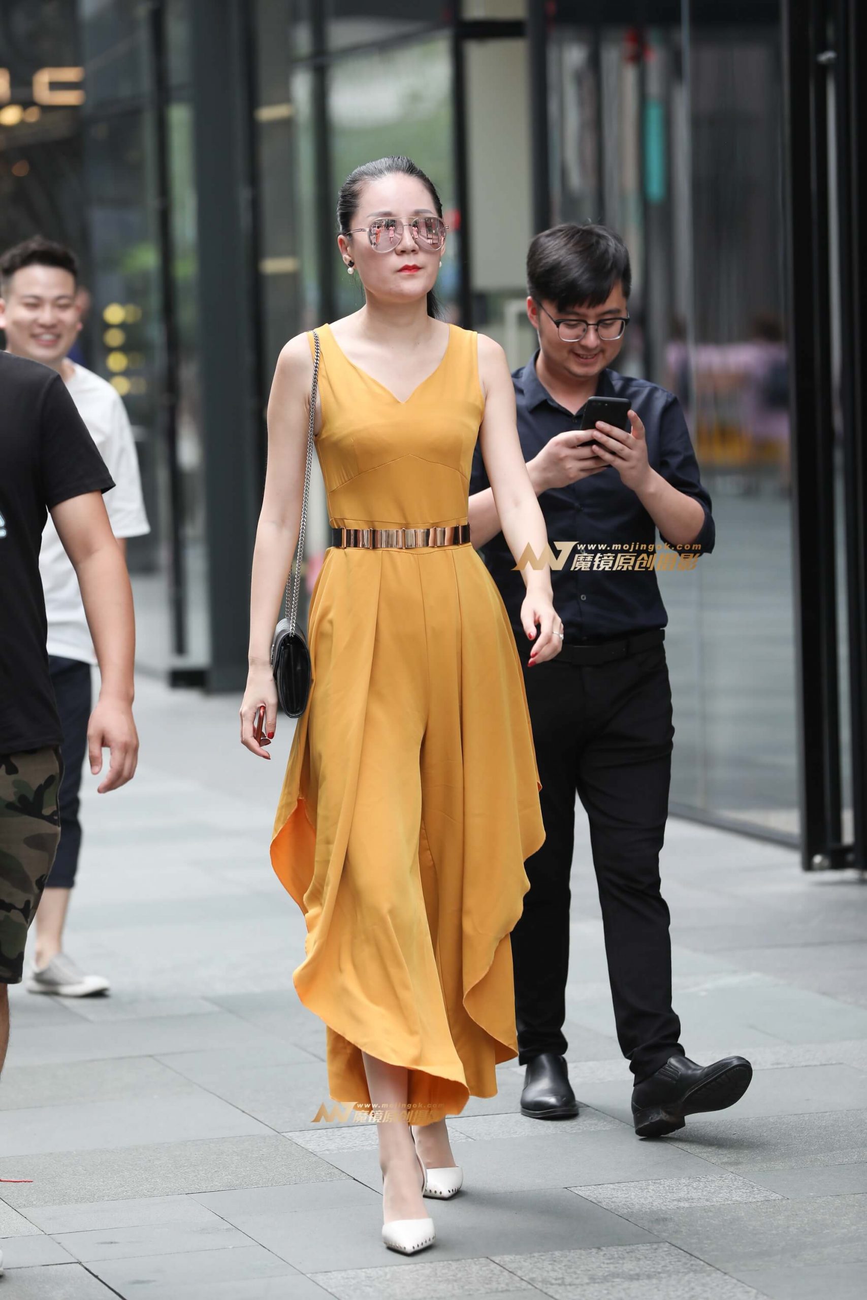 【辉辉赛贴】高挑肉丝美腿少妇