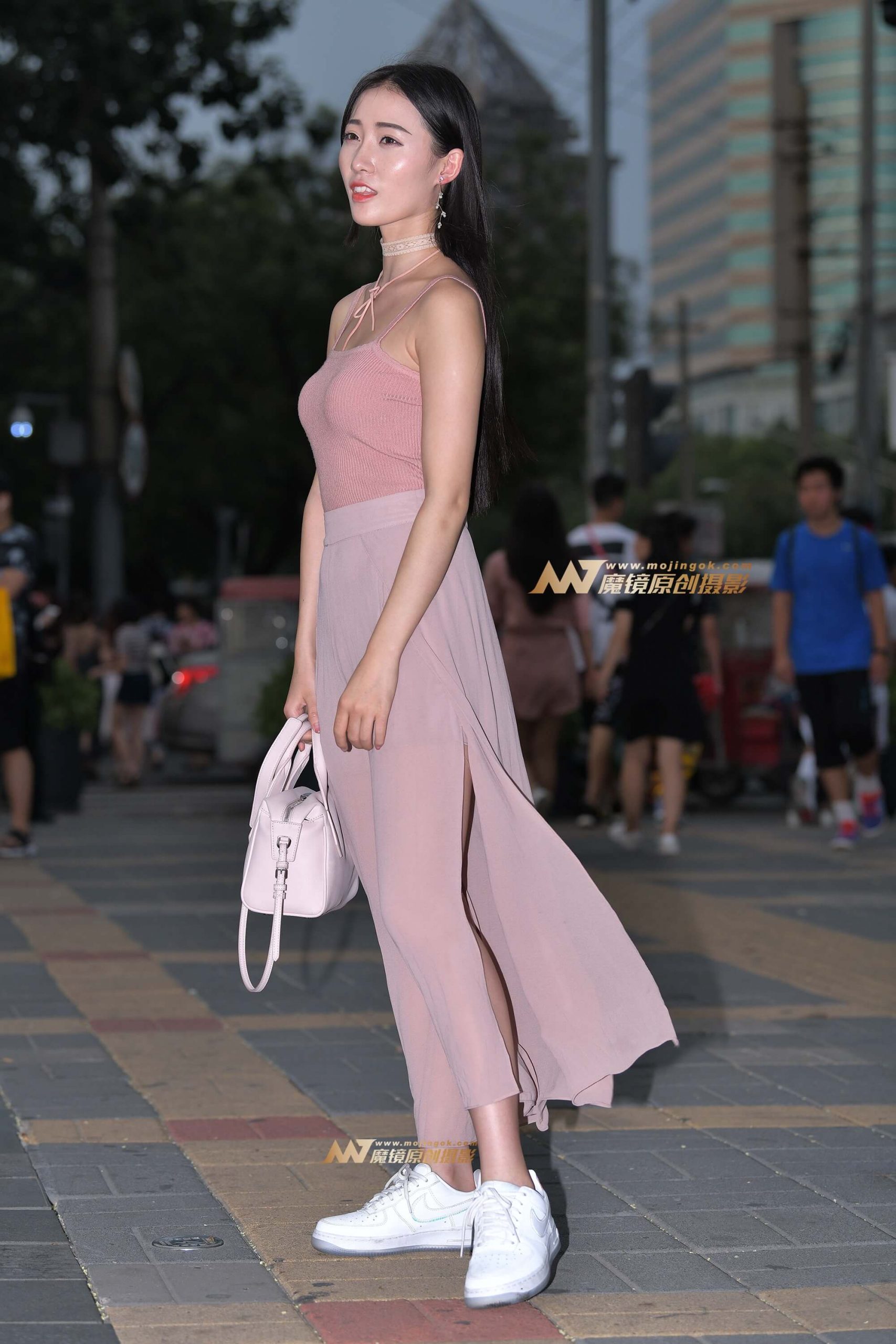 【红石赛帖】傍晚逛街漂亮美女