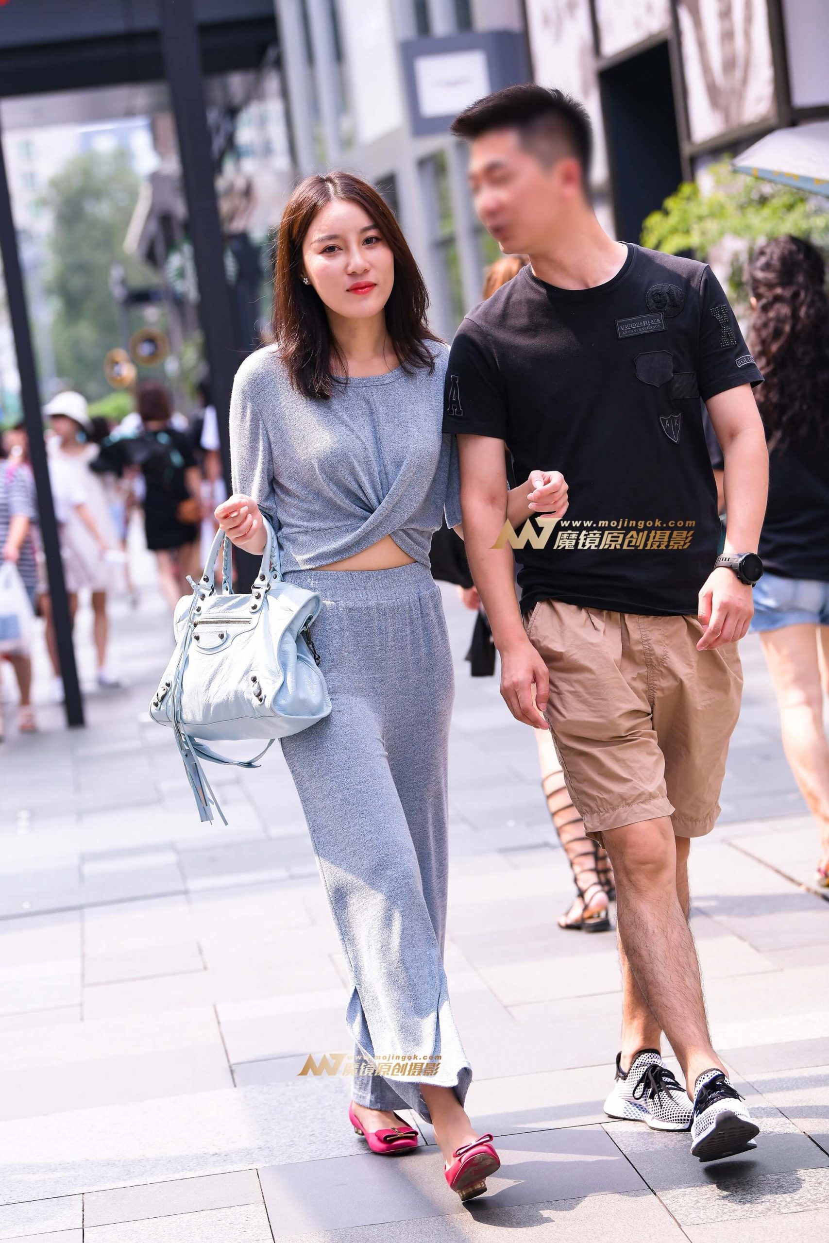 【街拍之魂赛帖】温和典雅的美女