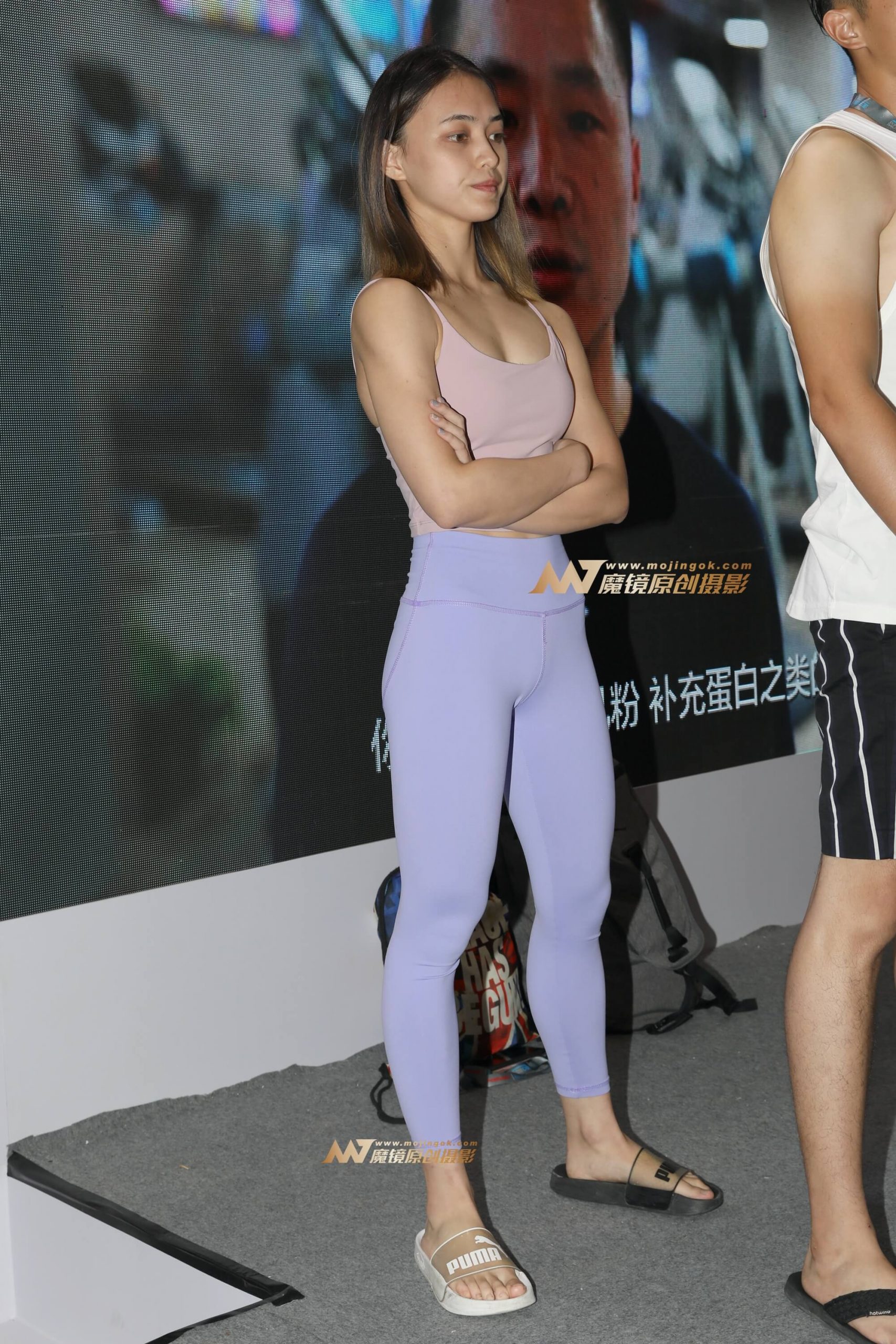 【欧阳幽明赛帖】深蹲练习中的瑜伽美女