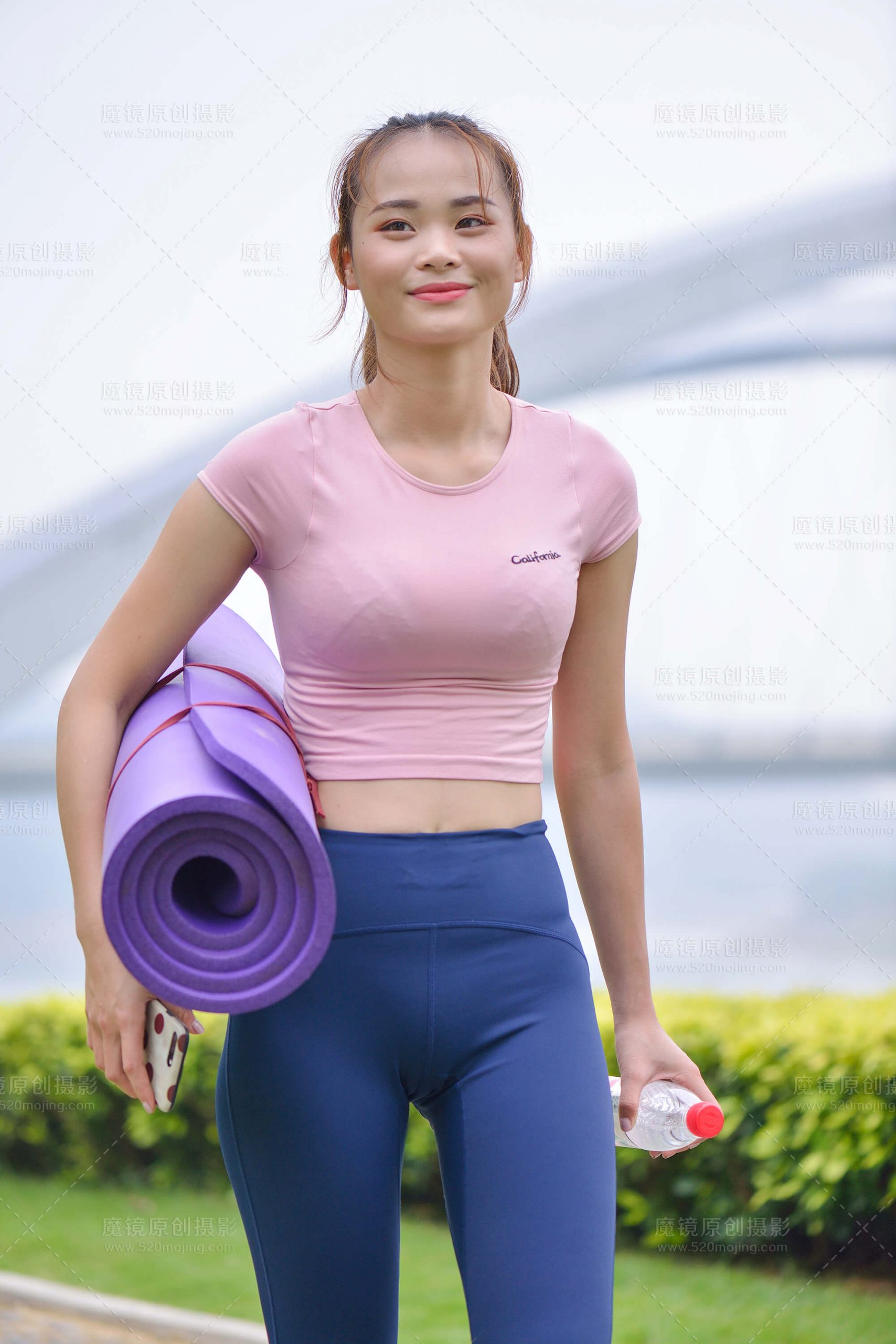 【哈曼模拍作品】美的这么不沾风尘-瑜伽小妹