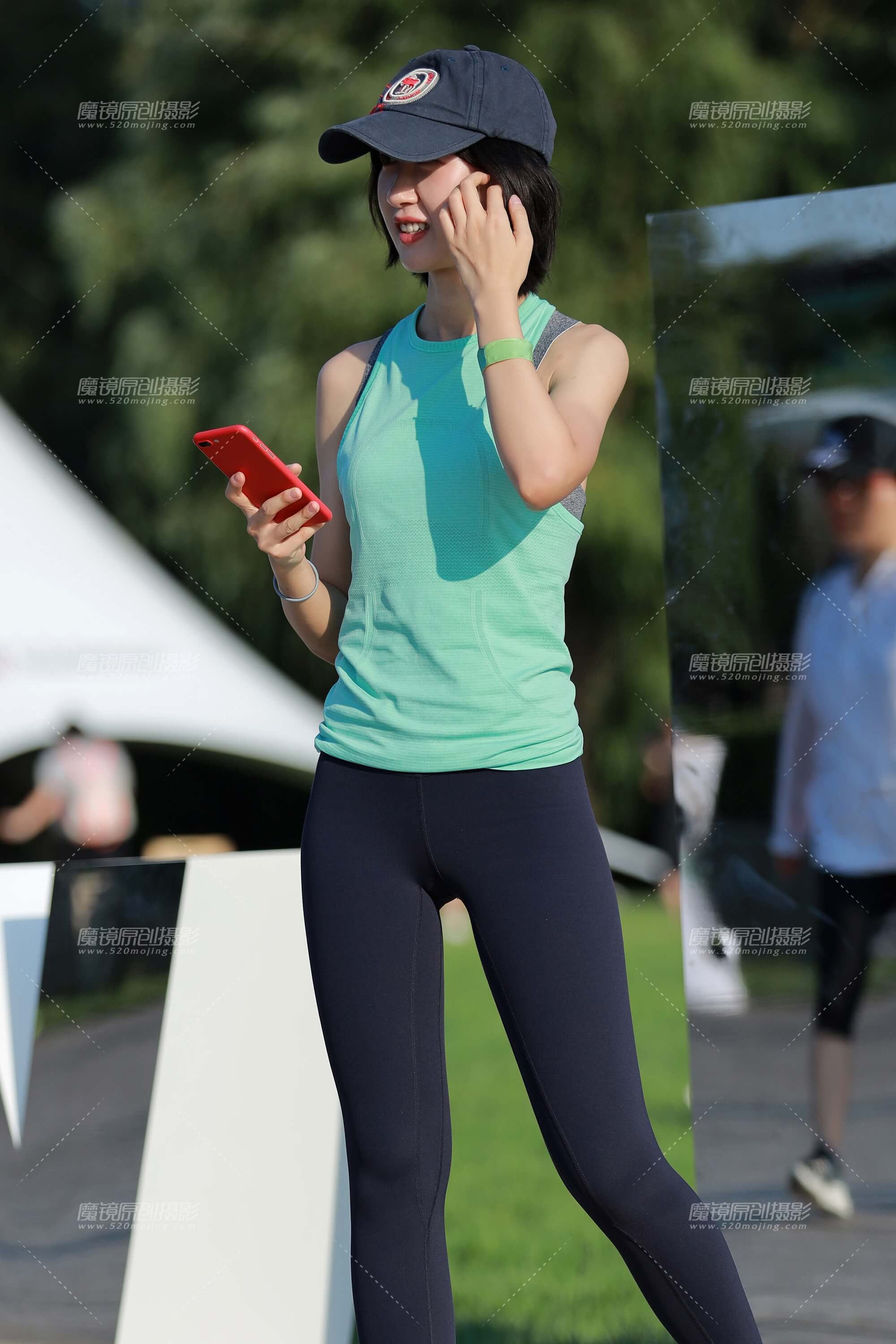 拍照瑜伽美女