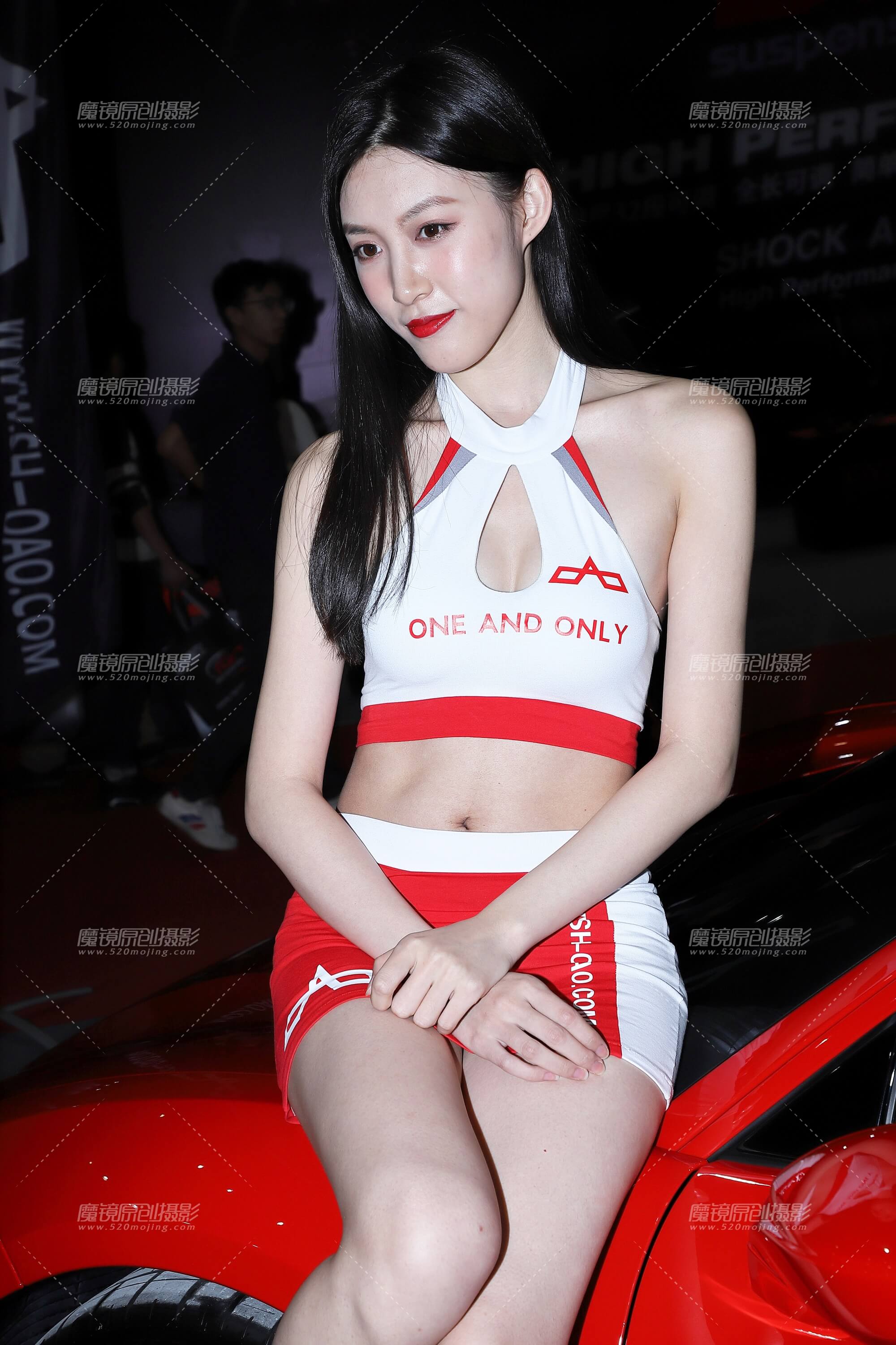 白红制服短裙