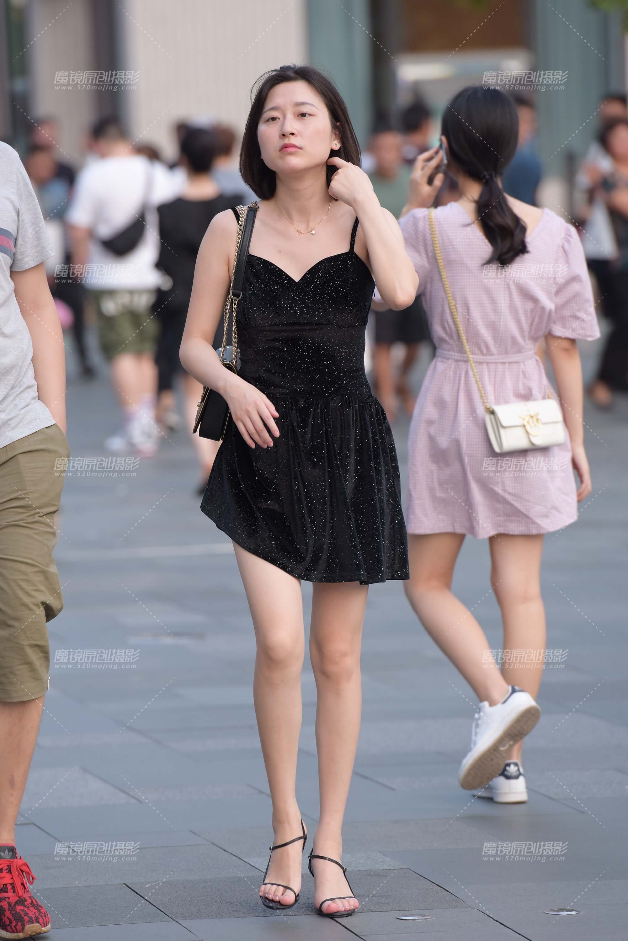 高跟小黑裙