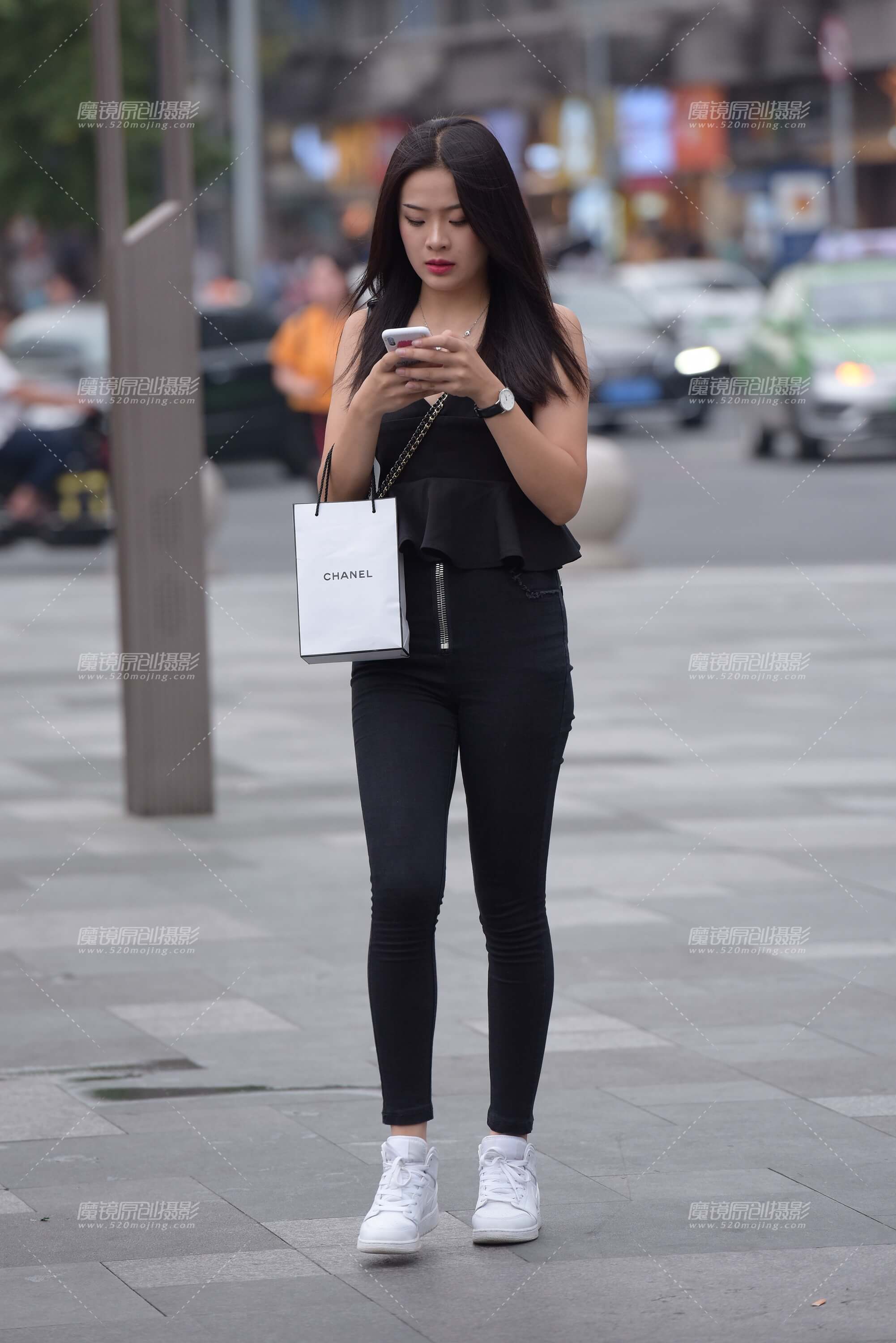 紧牛美女