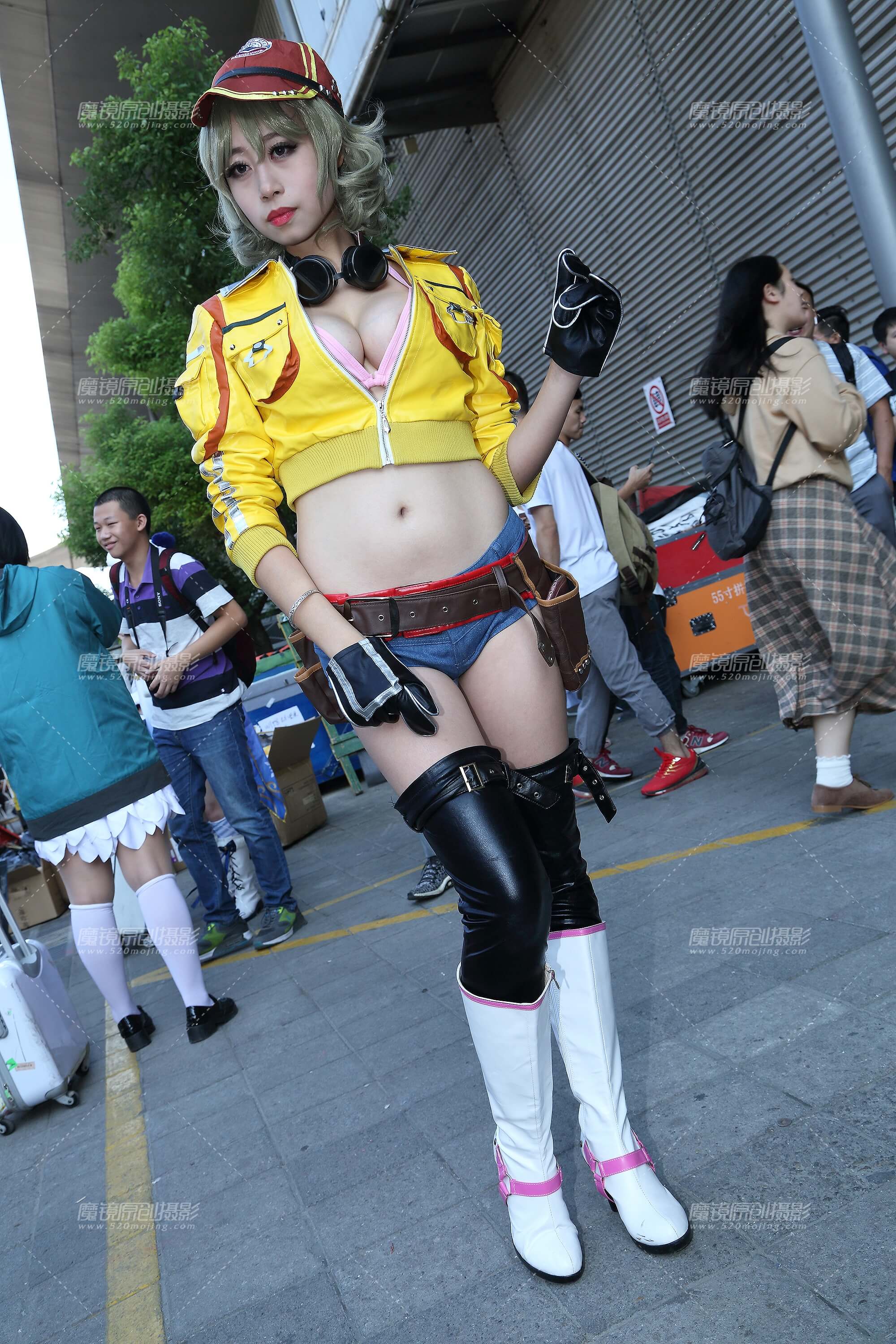 小背心配小热裤真性感