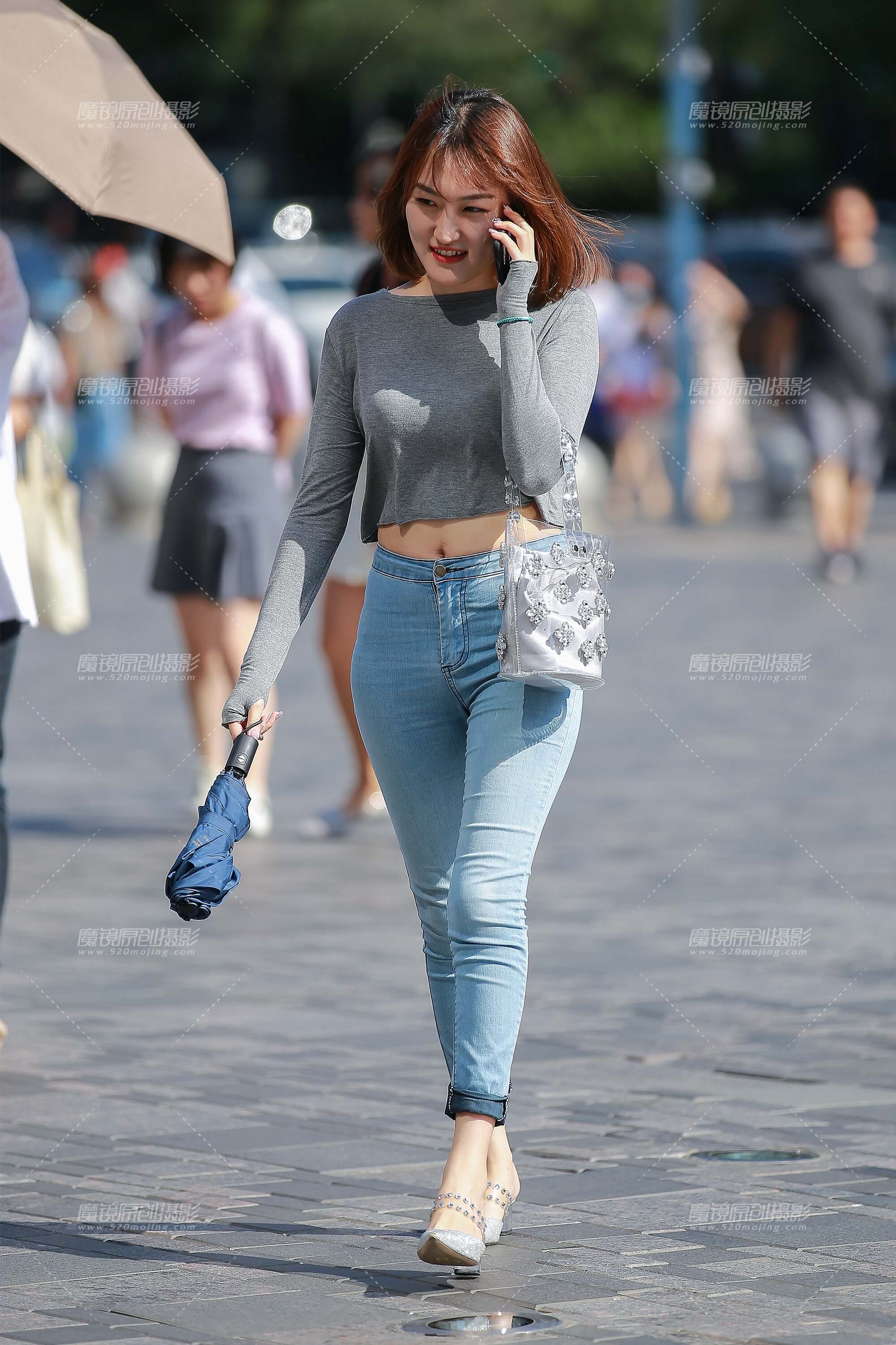牛仔裤小妹
