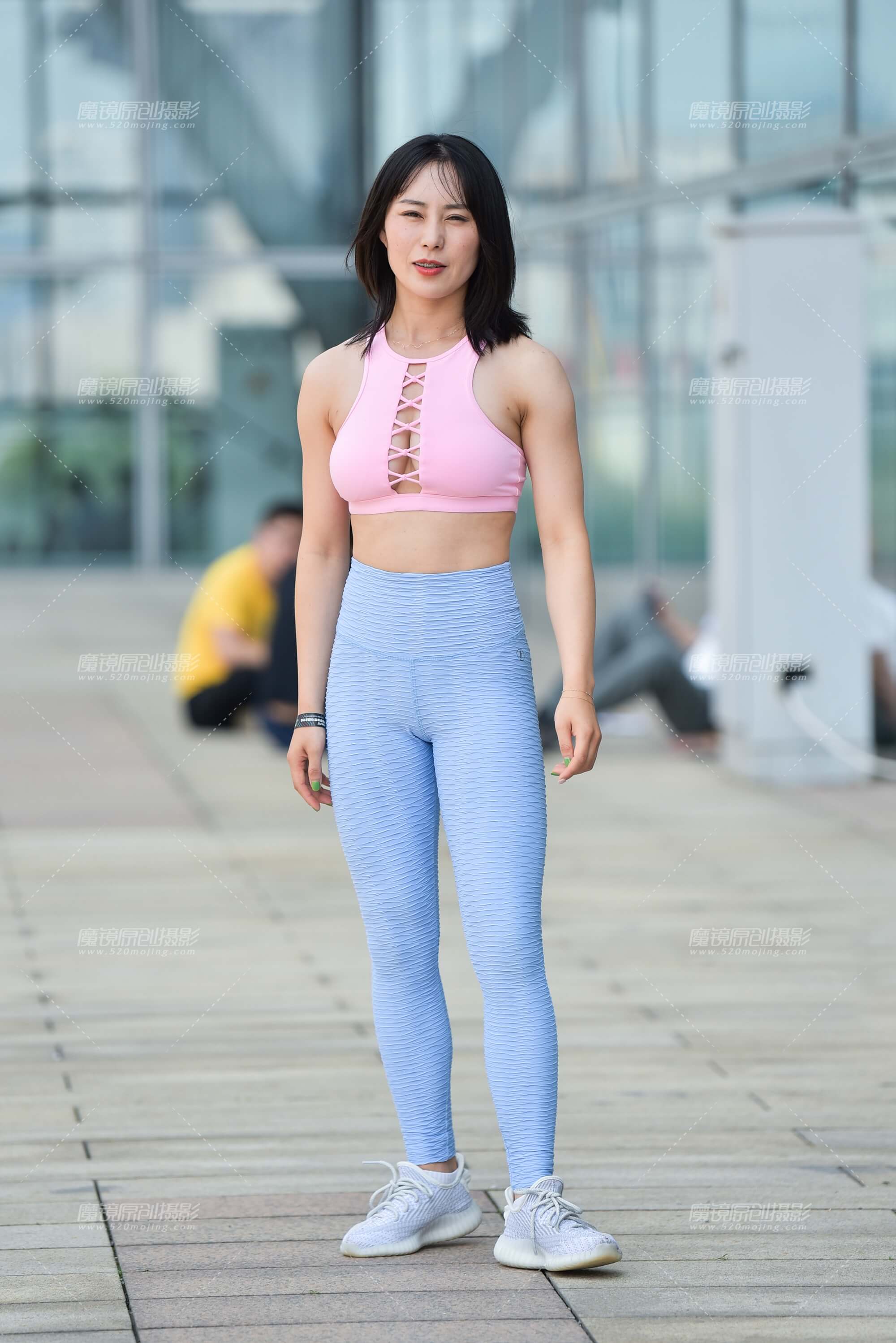 【赛德克赛帖】丰满性感的健身女士