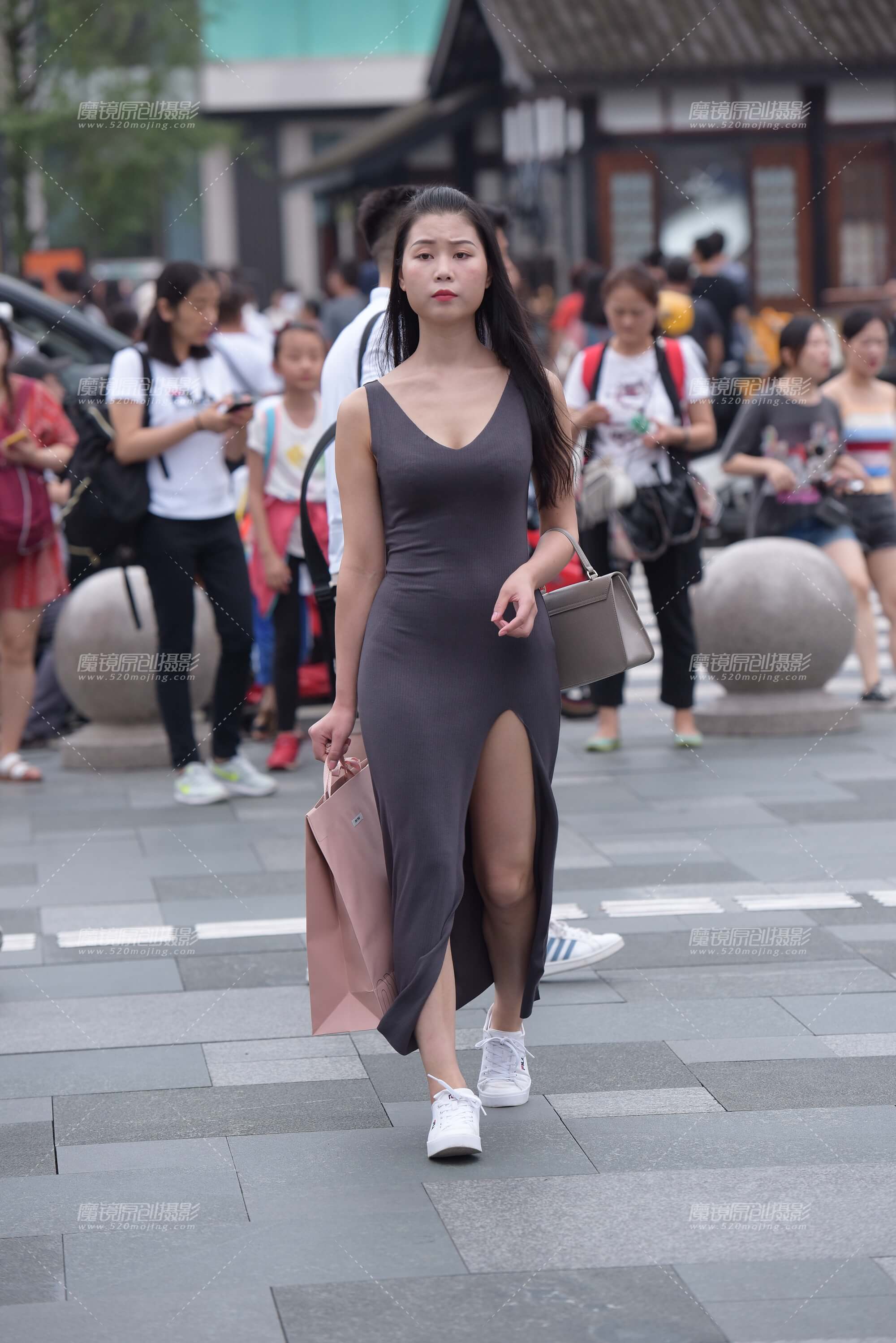 【慕容笙赛贴】购物的小姐姐