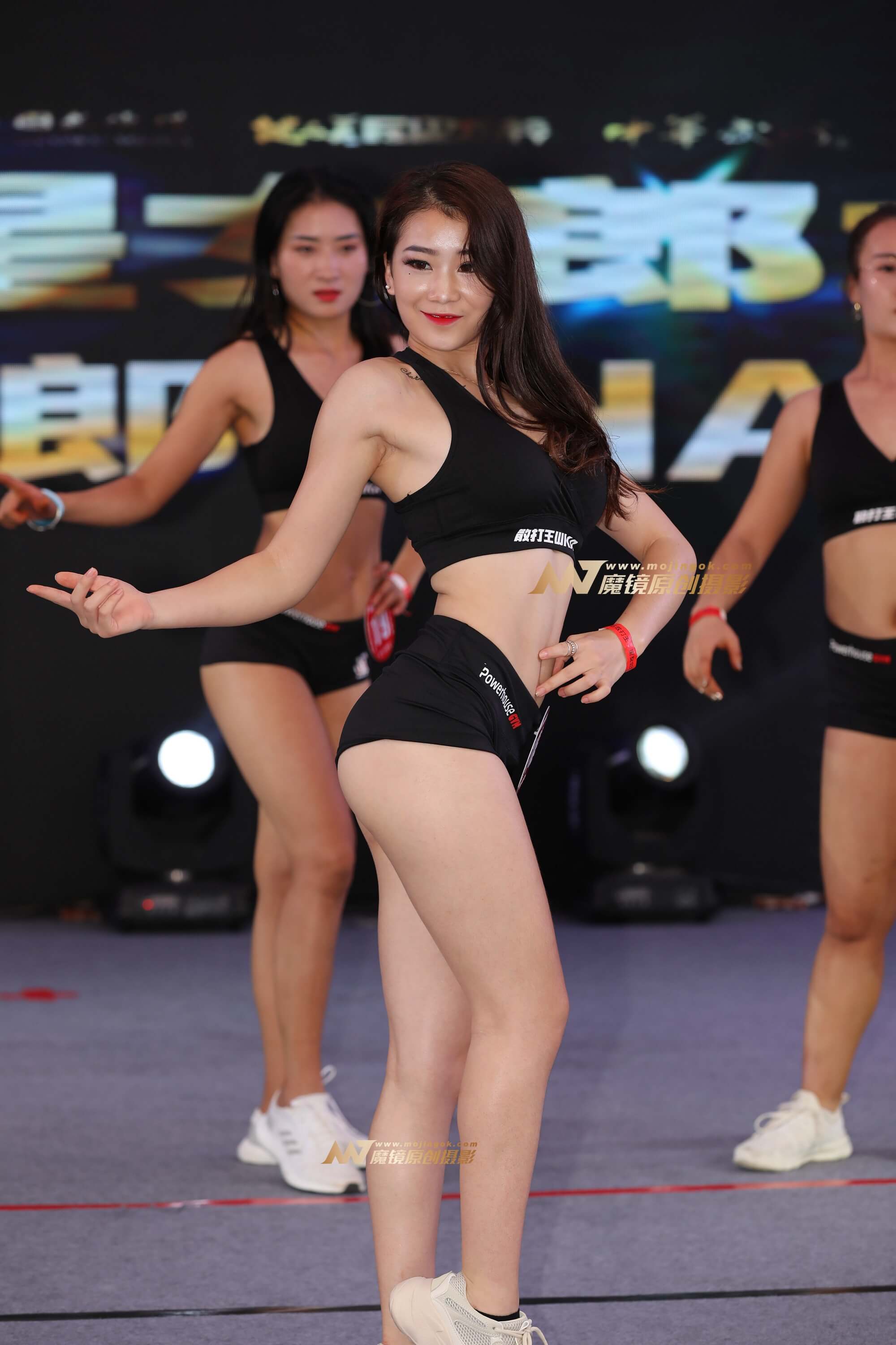 韩国俏皮小迷妹
