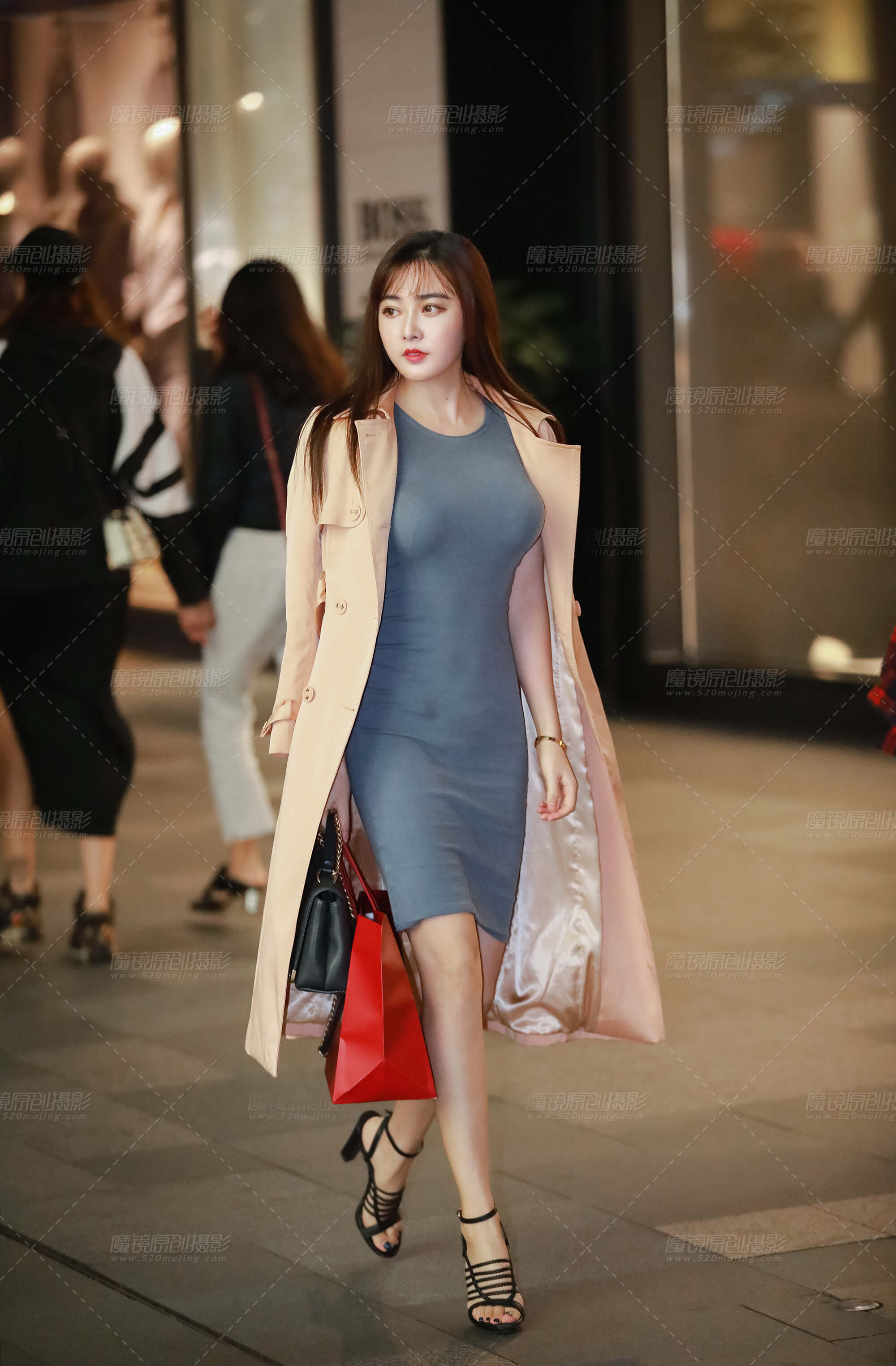 【凯恩模拍作品】夜拍极品美女【套图+视频】