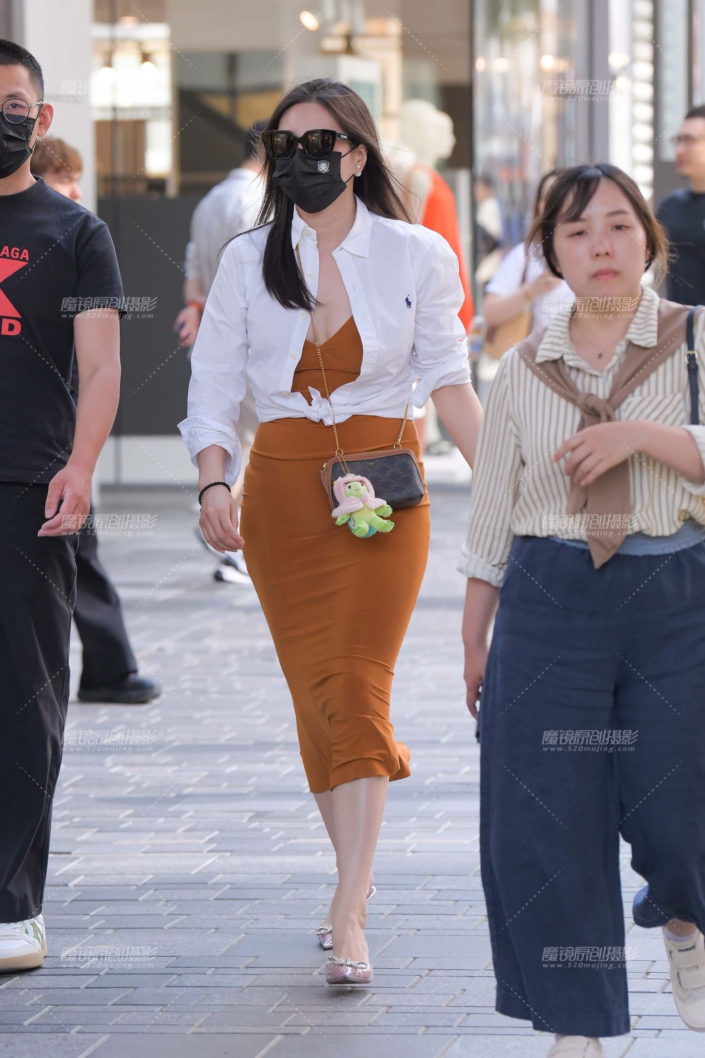 藏匿